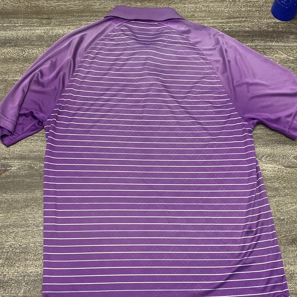 SHARK GREG NORMAN Play Dry Stripes Golf Polo Shirt Mens. Slim fit Medium - Picture 4 of 7